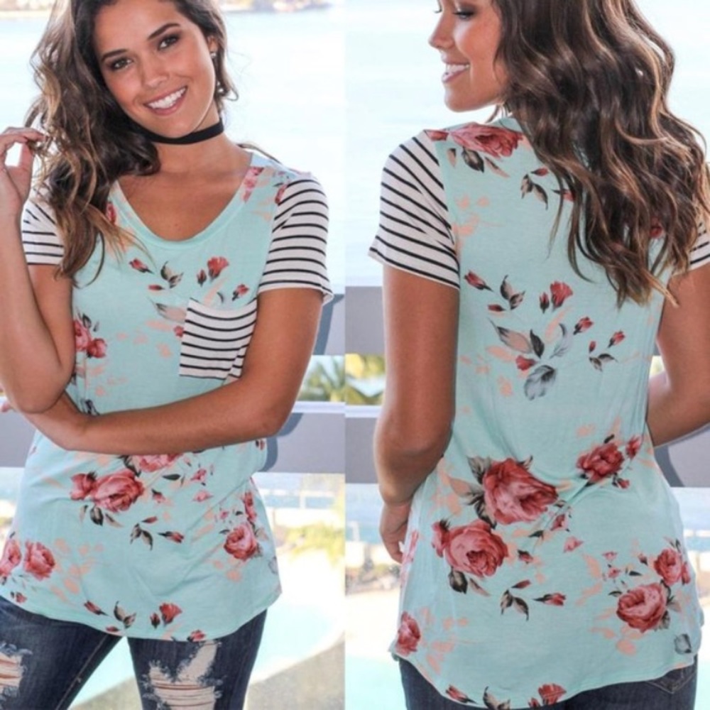 New women’s S lt blue floral stripe sleeve shirt